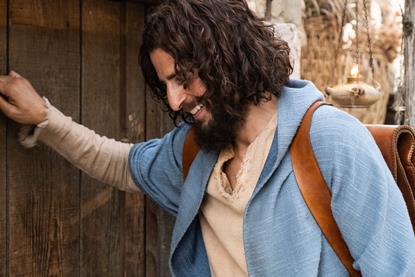 S3 still - Jesus knocking
